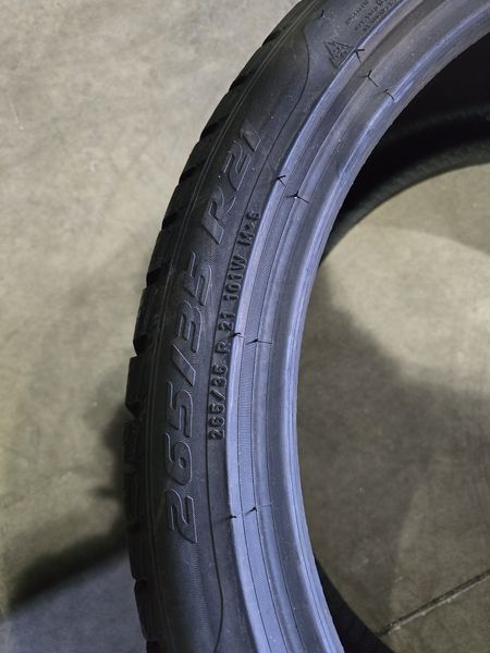 305/30/21//265/35/21 PIRELLI