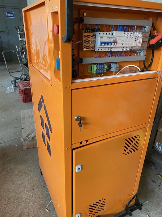 Utilaj injectat fibra de celuloza