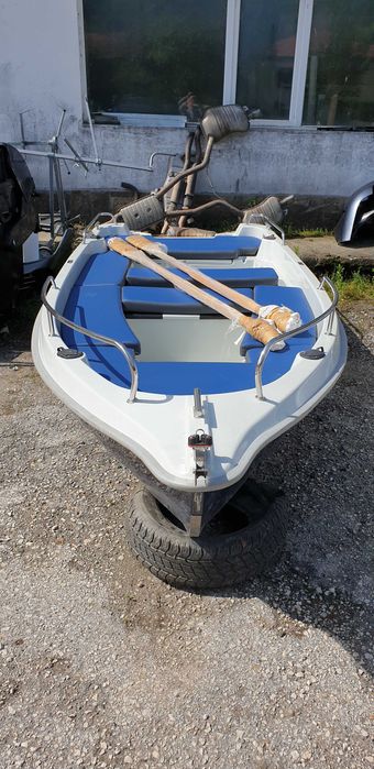 Нова Полска лодка Necko 420