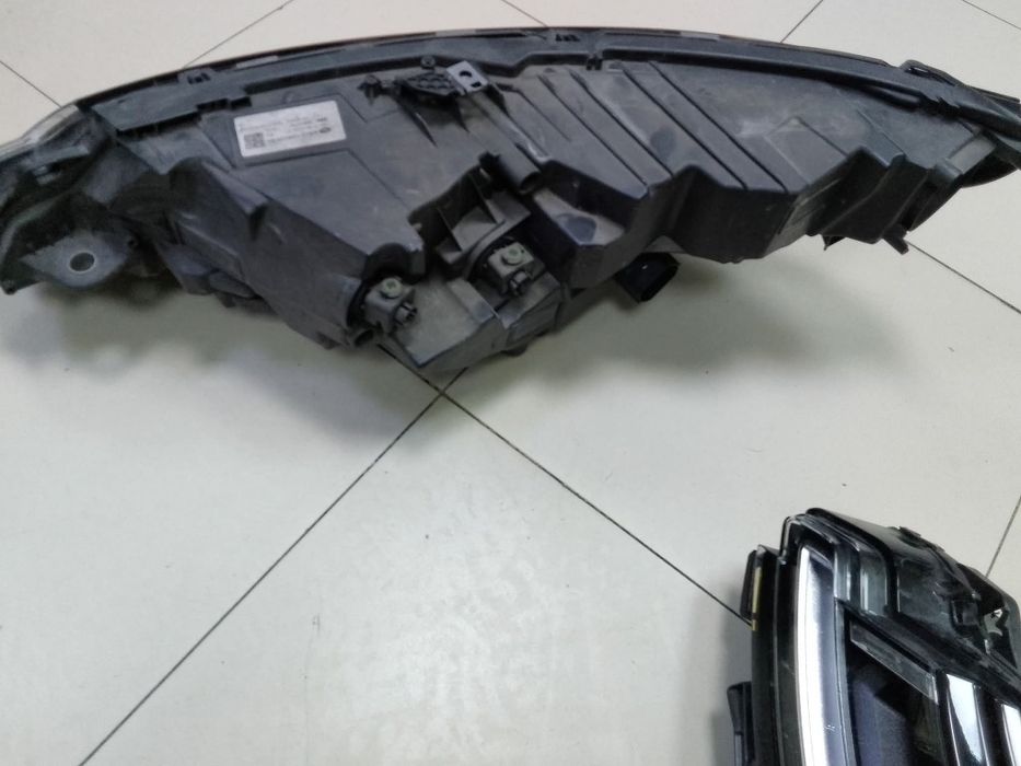 Фарове Range Rover Evogue 2021