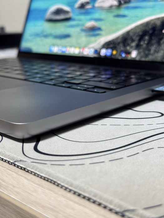 Macbook Pro 14 M1 Pro 16/512 гб.