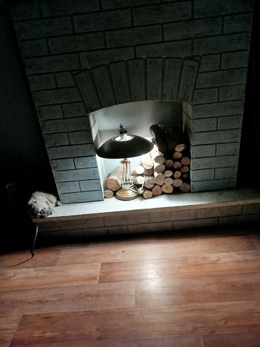 Продам декоративный камин