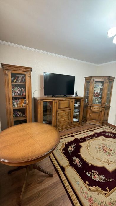 Продам мебель из натурального дерева