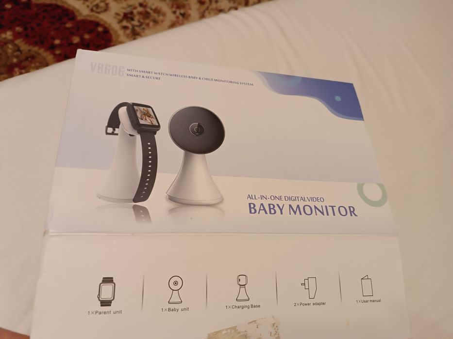 Baby monitor cu Smart watch