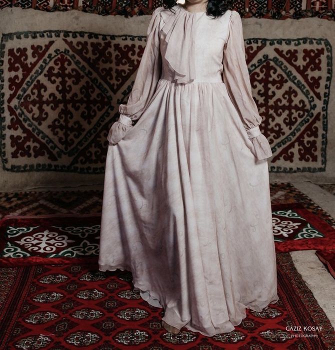 Қазақша көйлек, кәжекей, бешпет сатылады