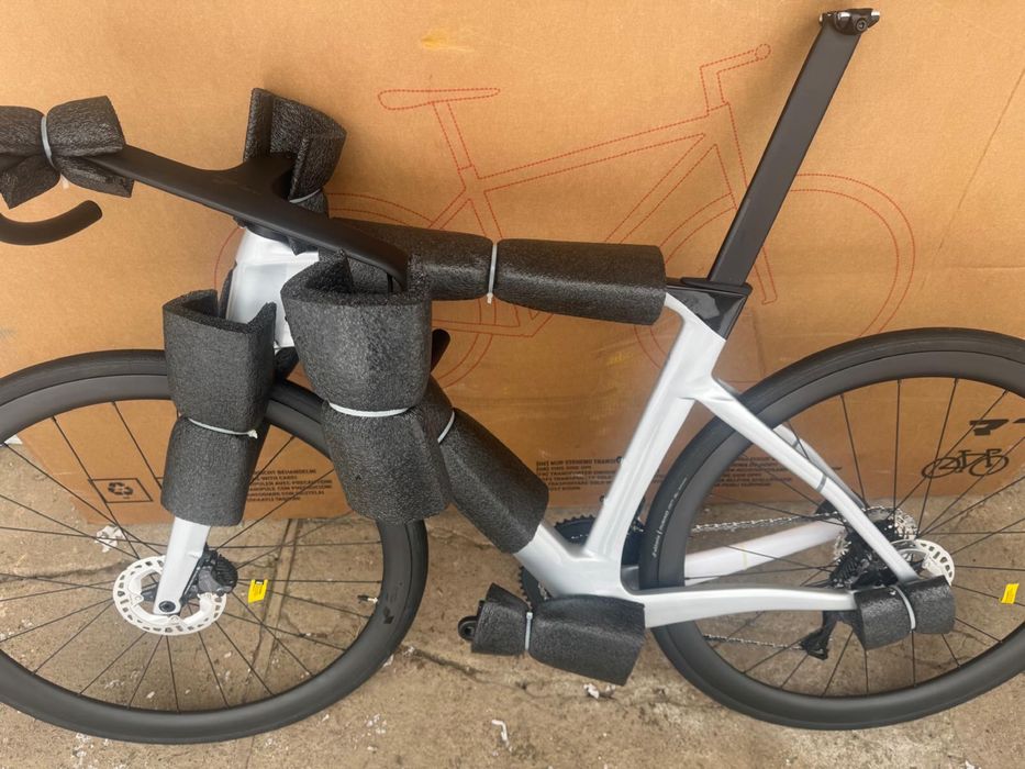 Bicicleta Conor Volcano Aero 2026 Ultegra DI2 2x12 nou