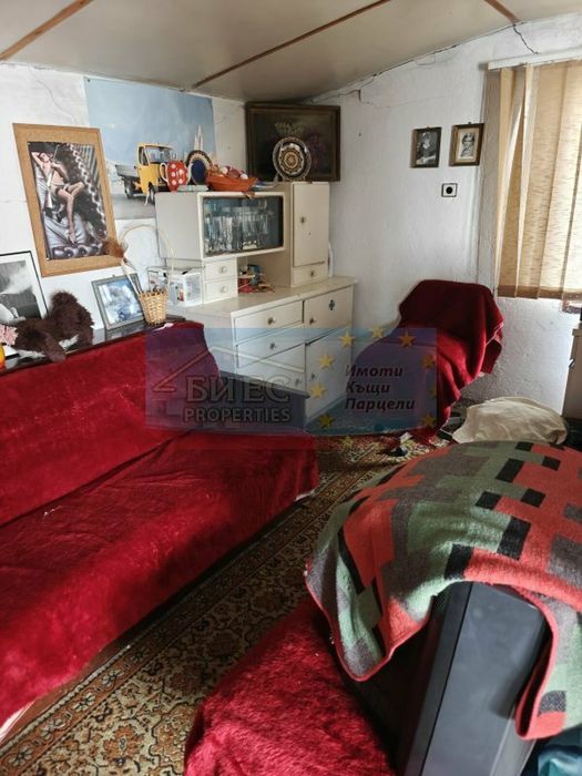 Къща в с. Поцърненци