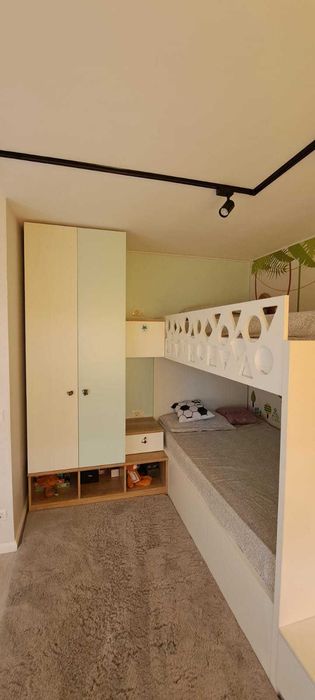 Pat etajat+scara+dulap 2 usi