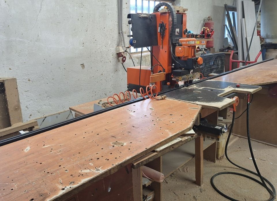 Пробивен мини център Blum Pro-Center 2000