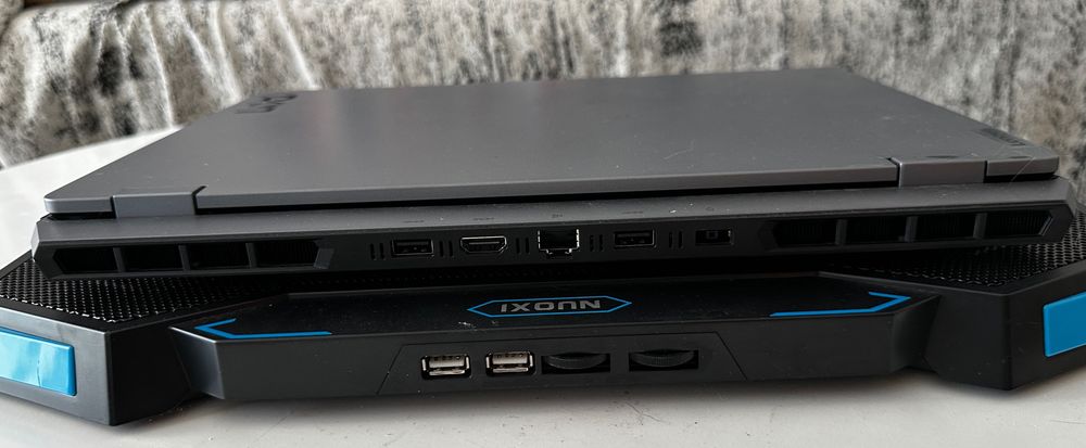 Lenovo LOQ 15IAX9 4060 core i5 24GB 1TB