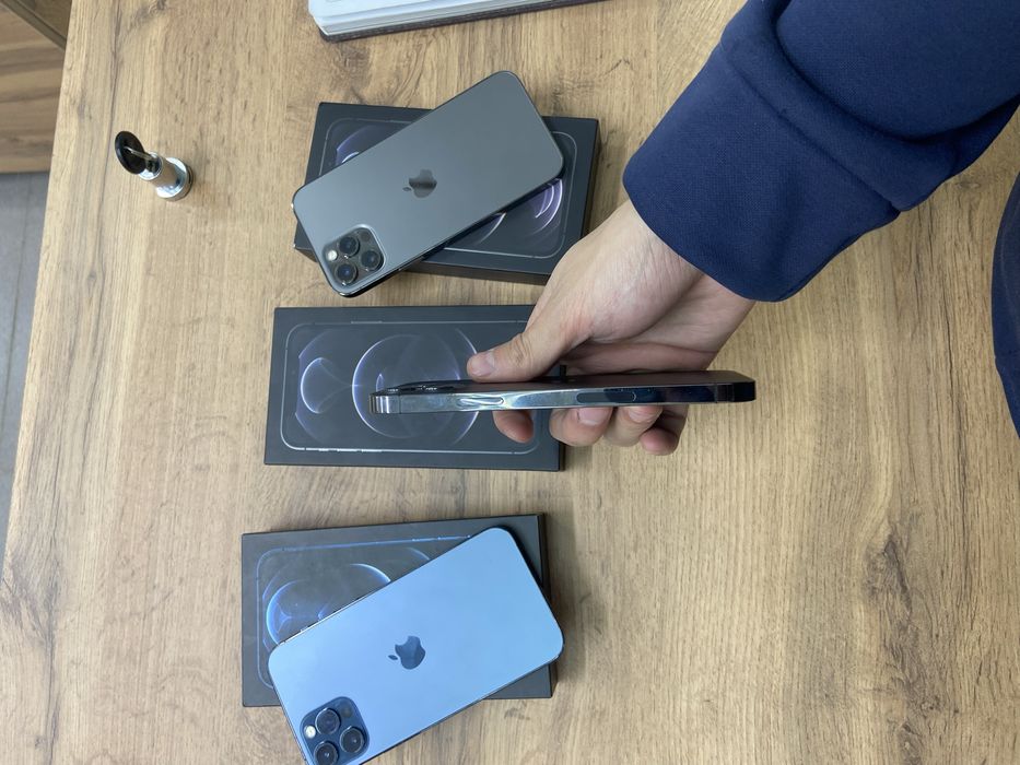 Продам айфон хорошие