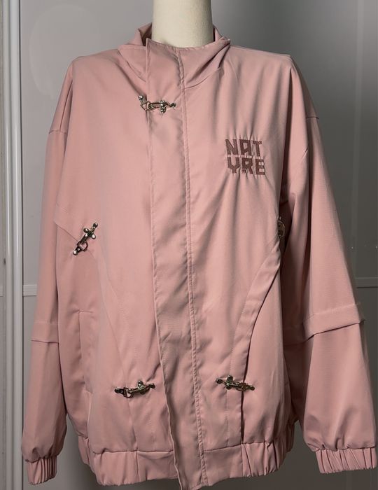 Стильные весенние куртки