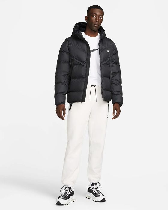 Яке Nike Windrunner - L Размер Оригинално