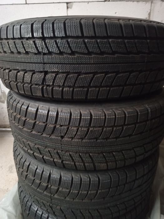 Продам НОВЫЕ шины 215/70 R15
