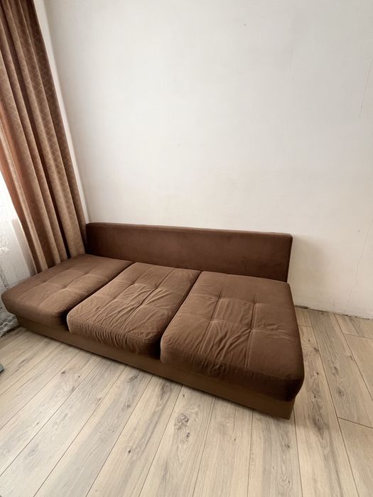 Продам диван (софа):