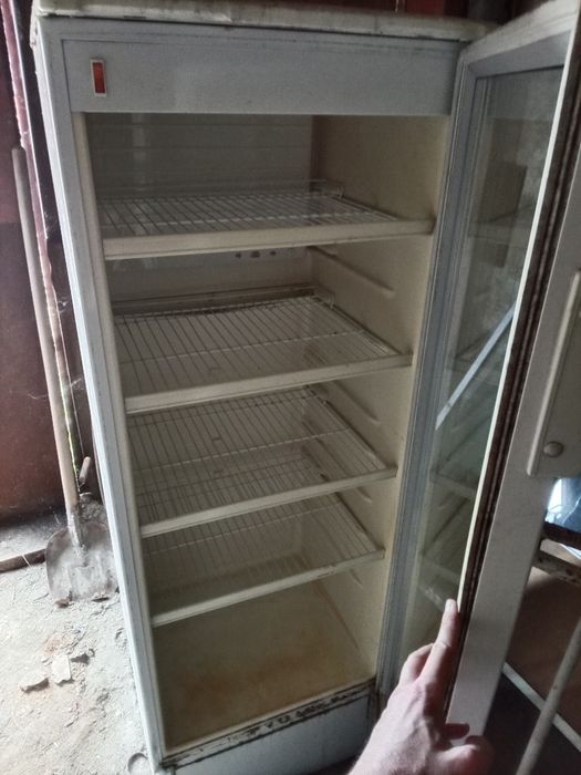 Продам холодильник