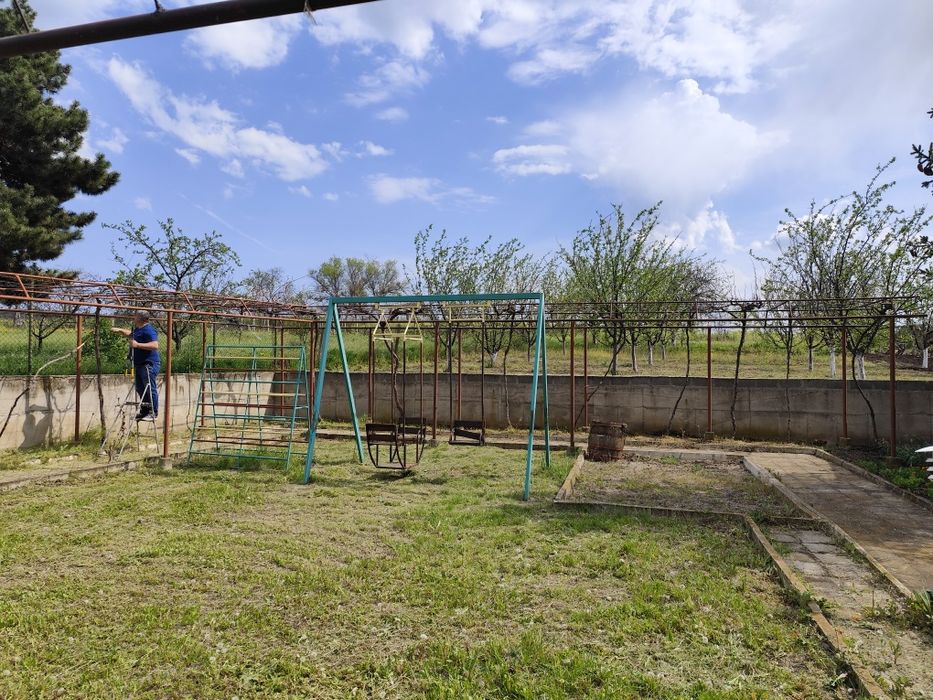 Къща в гр. Българово .На 20 км от гр  Бургас.