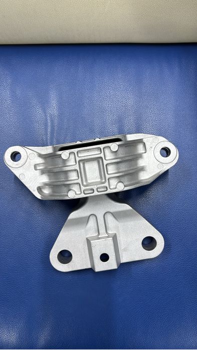 Подушки двигателя GM Шевроле Оникс .