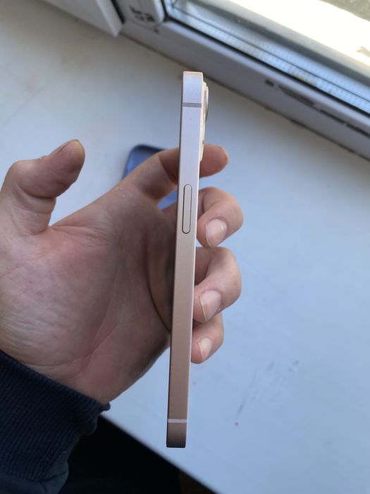 Айфон 13 город семей