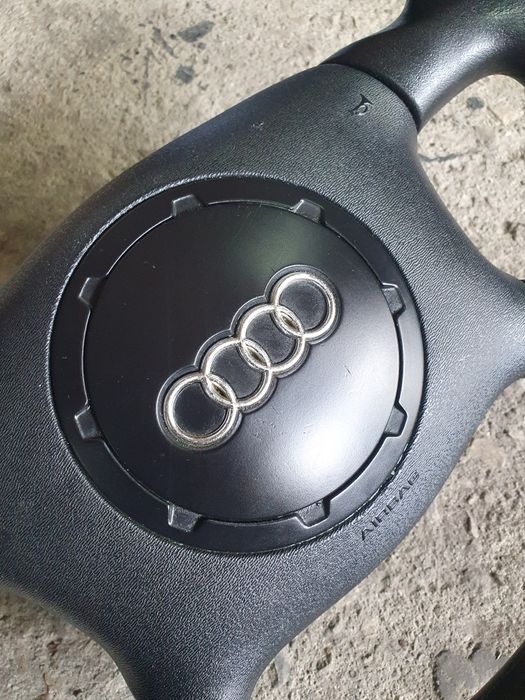 Волан Audi A3 8L