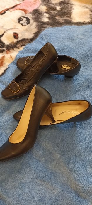 Дамски сандали и обувки номер 39