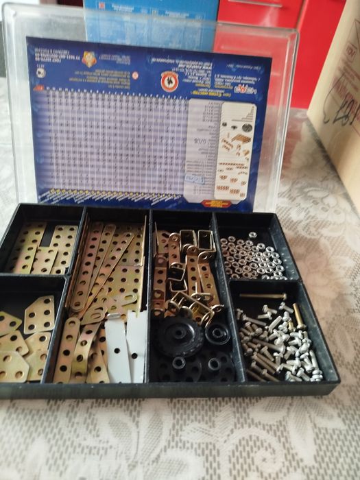 Конструктор для уроков металл. 2 000тг