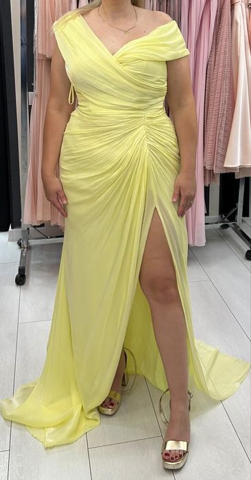 Rochie nasa superba!