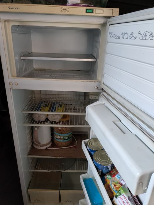 Продам холодильник Атлант