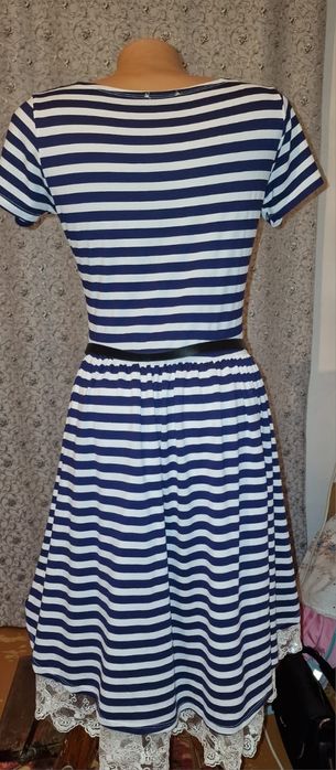 Продаются шикарные платья.