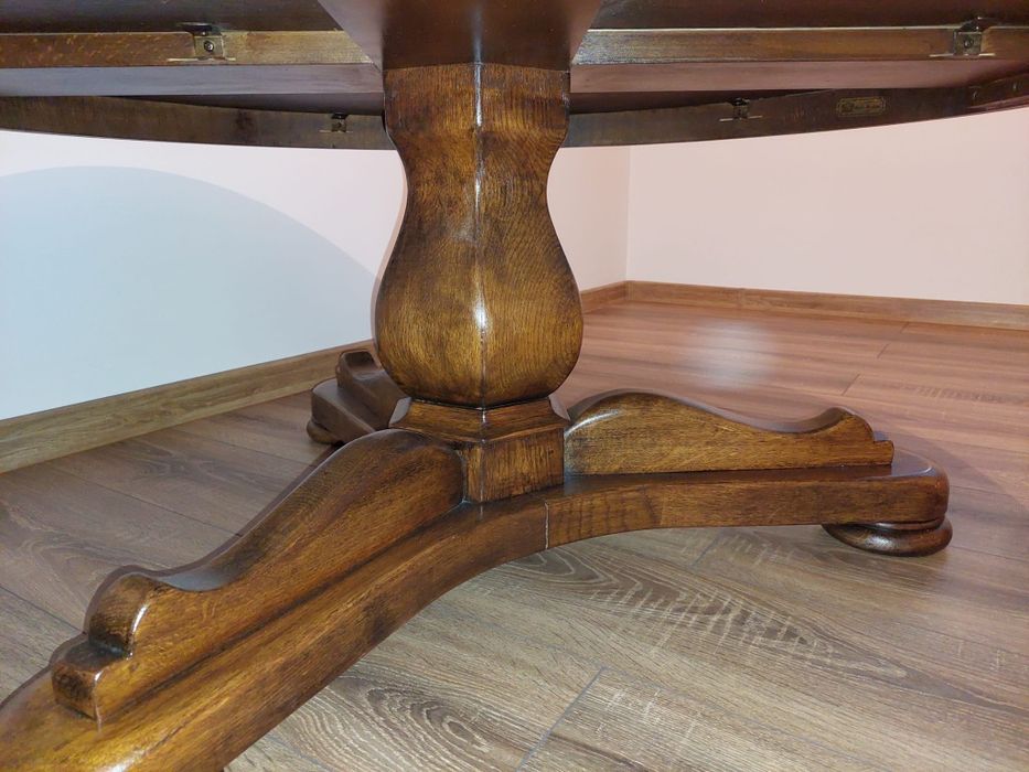Masa veche Castle Furniture