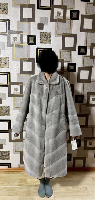 Шуба мечты серая