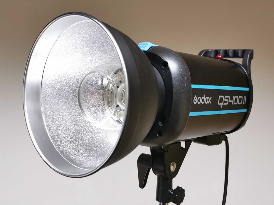 Godox QS400 II студийна светкавица