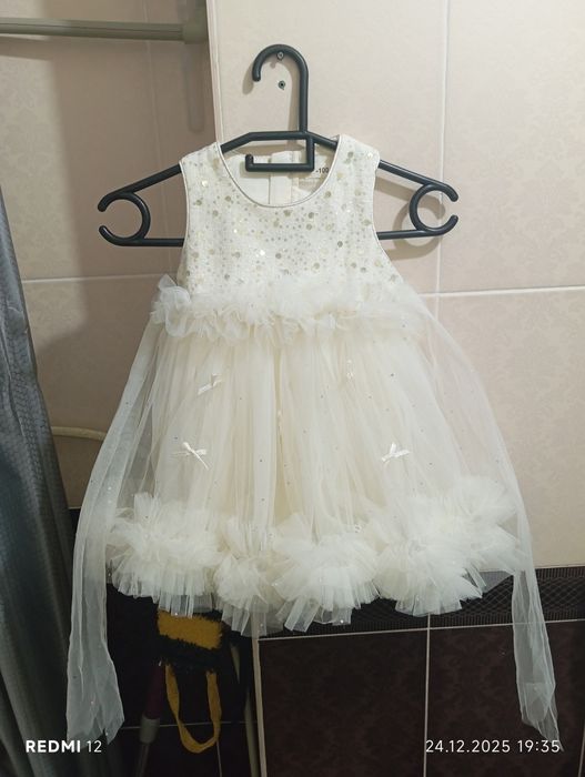 Платье на девочку