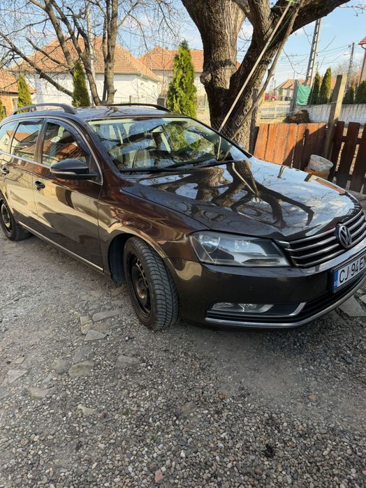 VOLKSWAGEN Passat 0