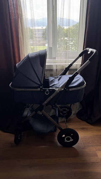 Продам коляску прогулочную