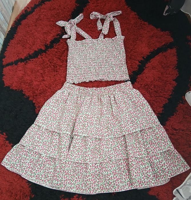 Fustă+top,material elastic