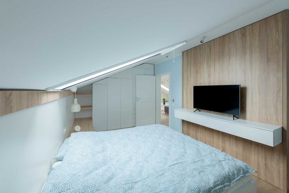 Proprietar inchiriez apartament cu 3 camere