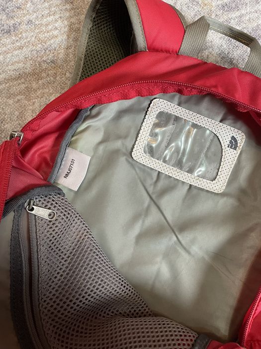 Продам рюкзак tnf оригинал