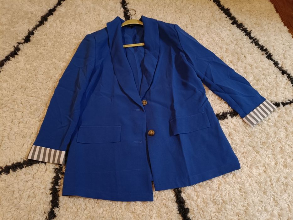 Дамски блейзер -