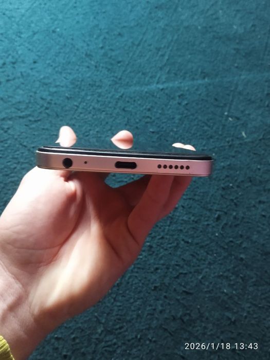 Qaraganda iphoneni vidini beruvchi telefon holati ideal