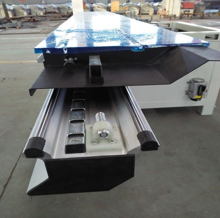 Форматно-раскроечный станок WoodTec WT-32D