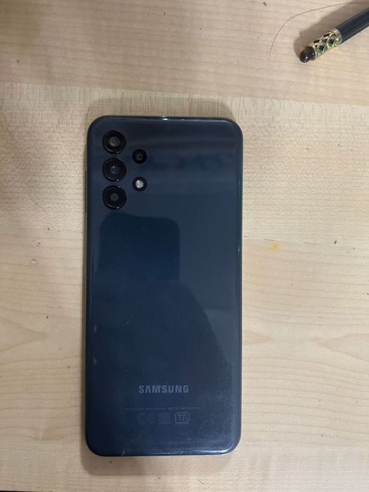 Samsung Galaxy A13 128GB, есть следы использования