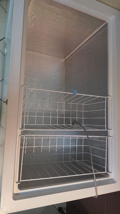 Продам морозильник Атлант