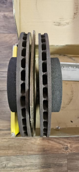 ЧАСТИ ЗА WV T4 2.5 i