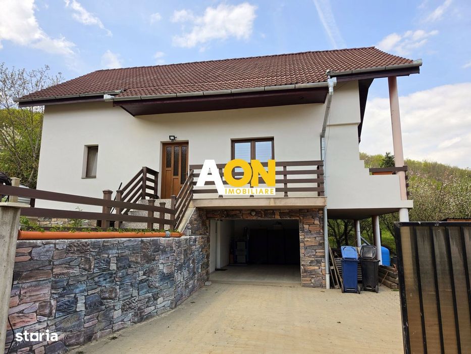 Casă cu 4 camere cu garaj, teren 619 mp, Alba Iulia - zona Micești