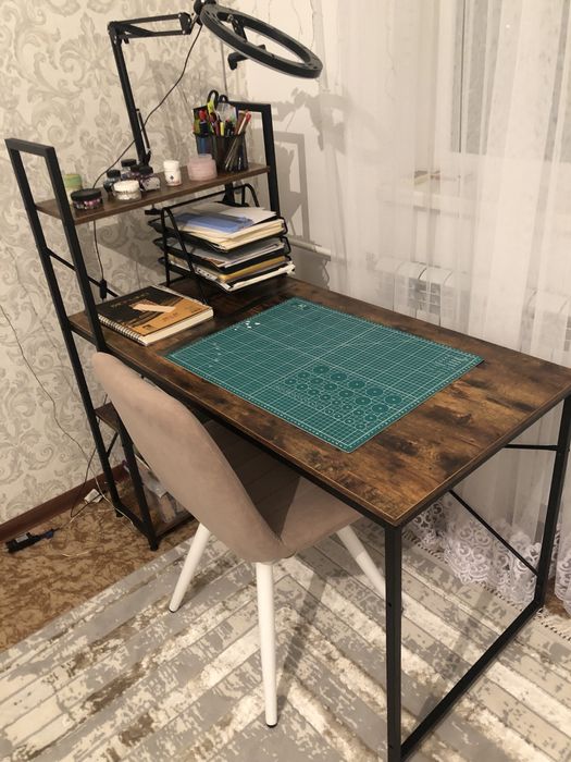 Лофт стилінде үстел мен сөре сатылады