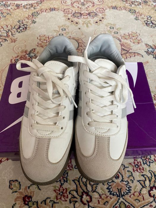 Кроссовки  SAMBA