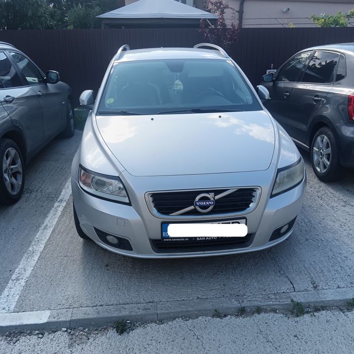 Vând Volvo V50 2012