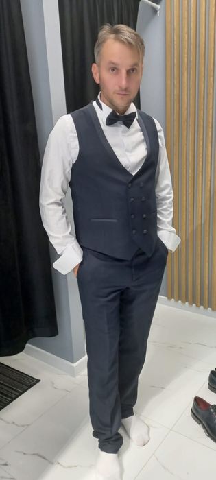 Costum ceremonie