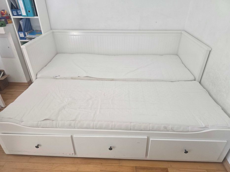 Vand pat divan ikeea - folosit, 3 ani.